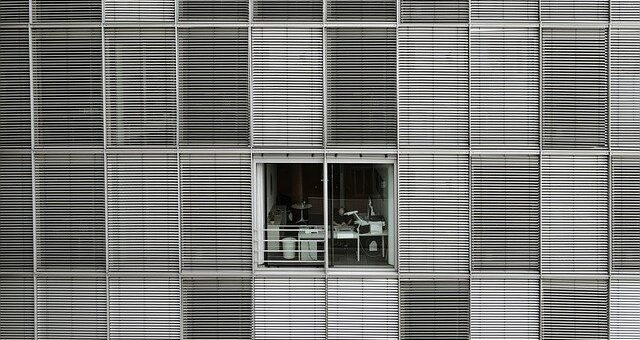 Office Building Window Structure  - wal_172619 / Pixabay