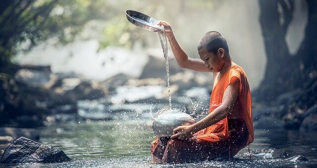 Boy Monk River Buddhist Water  - sasint / Pixabay